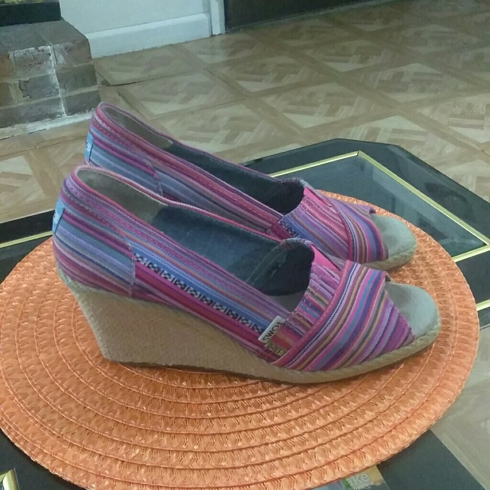 Tom's  wedges - Picture 2 of 5